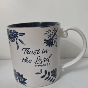 Spectrum Designz Inspirational Blue and White Ceramic Mug, NWT